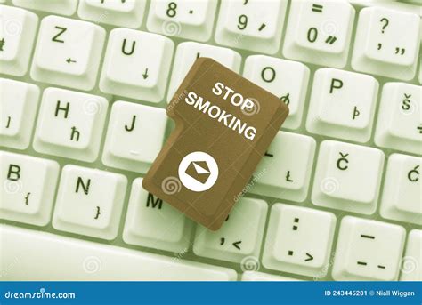 Dejar De Fumar En Pantalla Conceptual. Concepto Que Significa El Proceso De Dejar De Fumar O ...