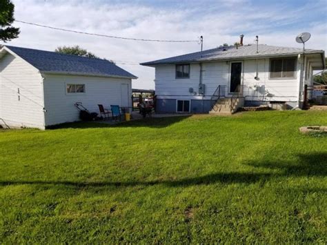 919 Valley Drive, Glasgow, MT 59230 (Sold MyStateMLS Listing #10643410)