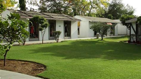 Santushti Shopping Complex | Condé Nast Traveller India