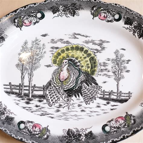 Vintage Turkey Platter – Walnut & Wool