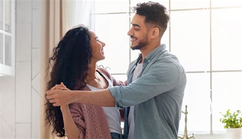 10 Ways To Stop Being Toxic in a Relationship - lifeberrys.com