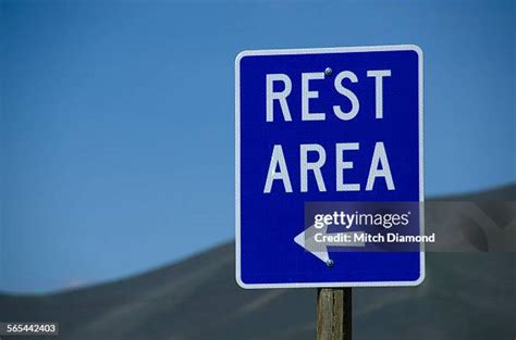 Rest Stop Sign 的图像结果