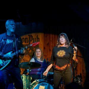 Kathy & The Kilowatts Live at Neighbors in Bastrop!, Neighbor's Kitchen ...