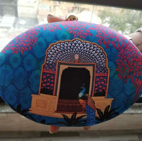 Artklim Peacock Printed Oval Clutch