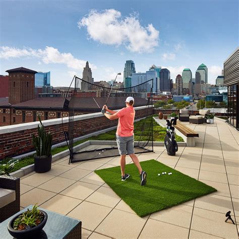 Image result for Garmin Approach R10 Projection Screen