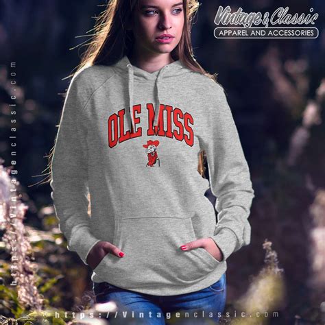 University Of Mississippi Ole Miss Shirt - Vintagenclassic Tee