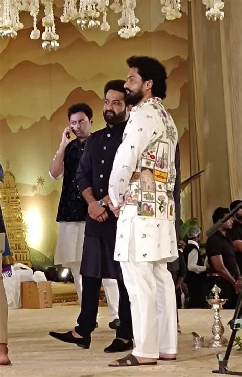 NTR Kalyan Ram : మేనల్లుడి పెళ్ళిలో ఎన్టీఆర్, కళ్యాణ్ రామ్ సందడి ...