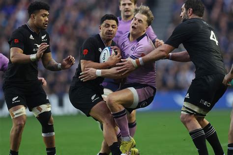 All Blacks star signs new deal