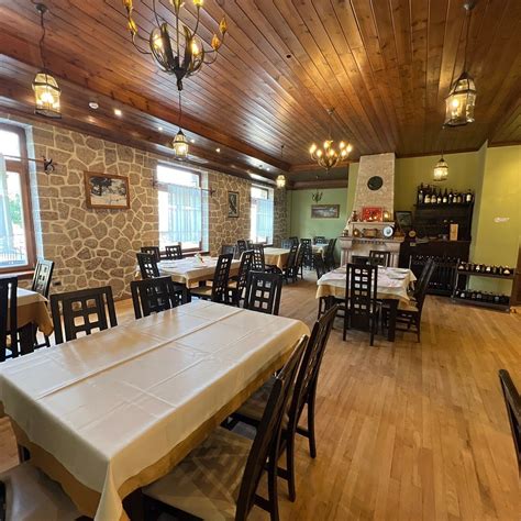 HOTEL BACELLI (Voskopoje) - Inn Reviews, Photos, Rate Comparison ...
