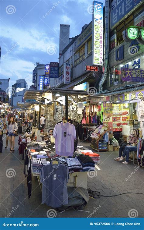 Namdaemun Market in Seoul, South Korea Editorial Photo - Image of korea ...