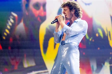 Benson Boone Apologized for That 'Aggressive' Grammys Crotch Grab