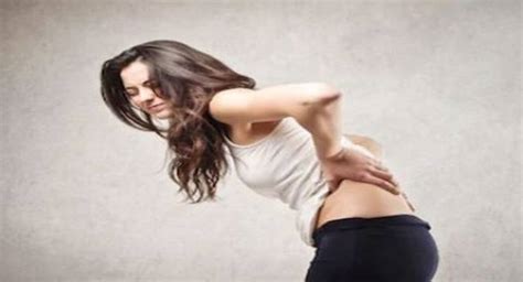 Vitamin D deficiency: 4 common symptoms that confirm the condition ...
