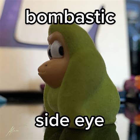 bombastic side eye in 2023 | Terlalu lucu, Humor lucu, Meme lucu