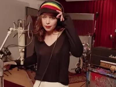 Khaleesi Sings Reggae For Coldplay’s 'Game Of Thrones' Musical And Just ...