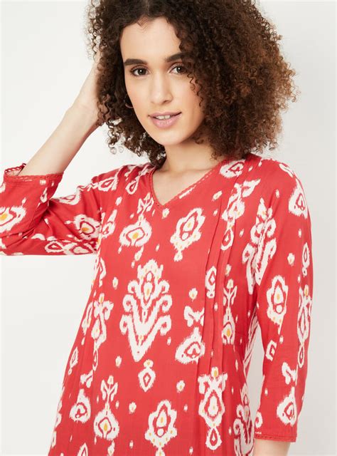Buy Women Printed Straight Kurta Online at just Rs. 499.0 ...
