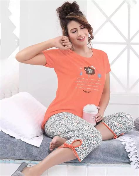 Orange Typography Cotton Printed Capri Set – South India Shopping Mall