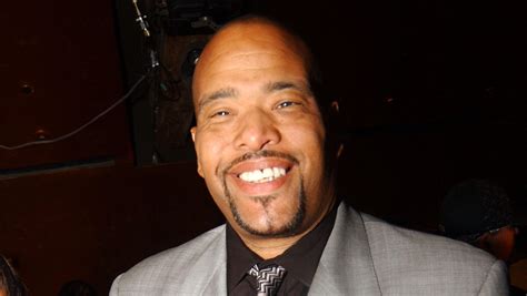 Beloved Chicago radio host Doug Banks dies, age 57