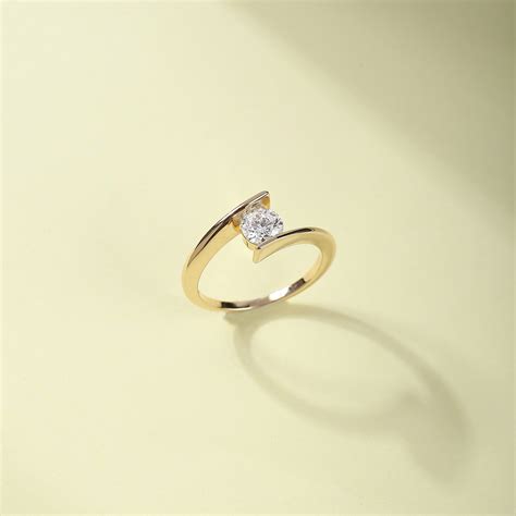Buy 50 Cent Solitaire Shooting Star Ring At Jewelbox