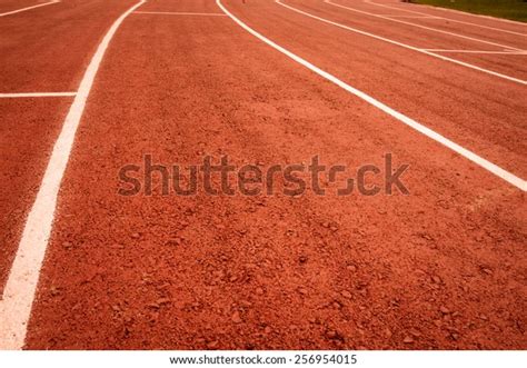 Runner Running around Curve 的图像结果