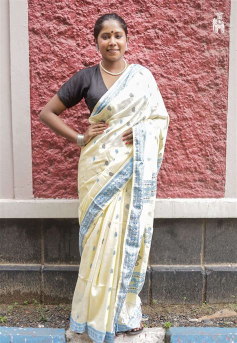 Shop Cream Khadi Cotton Saree & Get Free Delivery