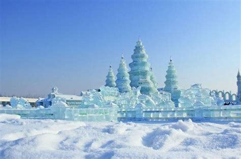 冰雪旅游季来临：上海游客量位居榜首 哈尔滨雪乡人气最高_城生活_新民网