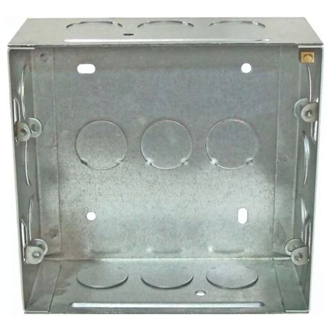 Buy Schneider 8 Module Metal Box Online at Best Price