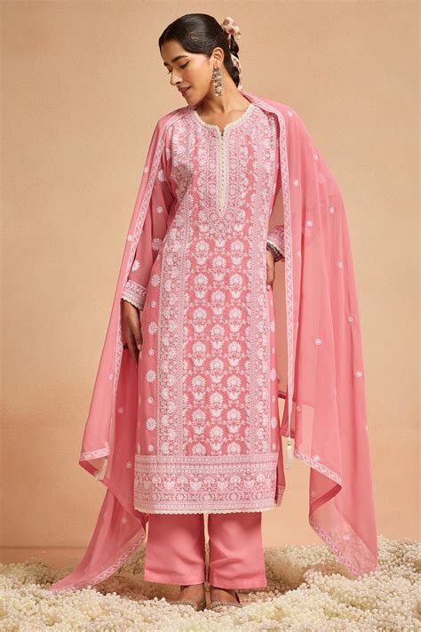 Peach Embroidered Kurta Set – SABHYATA CLOTHING