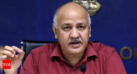 Delhi government announces free bus passes for construction workers ...