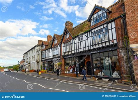 Market Square in Westerham, Kent, UK Editorial Stock Photo - Image of ...