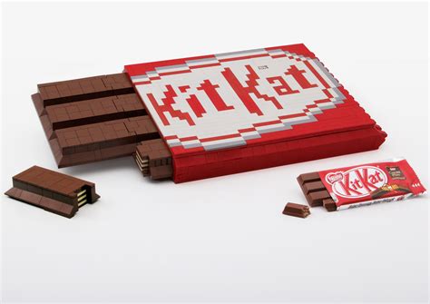 Kit Kat Builds A Giant LEGO Kit Kat Bar Because… Why Not? » Fanboy.com