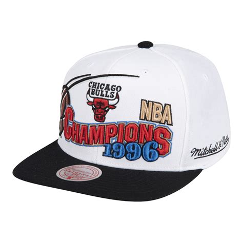 Authentic Men's Chicago Bulls Hats – Official Chicago Bulls Store