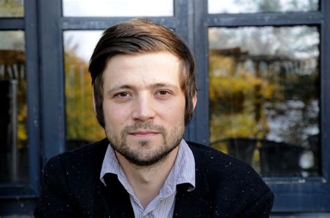 Es drängt dich zu schreiben, als ob du mit dem Leben im Rückstand wärst ...