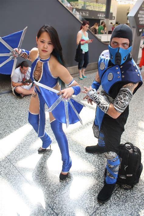 Kitana (Mortal Kombat) Costume for Cosplay & Halloween in 2024 | Mortal ...