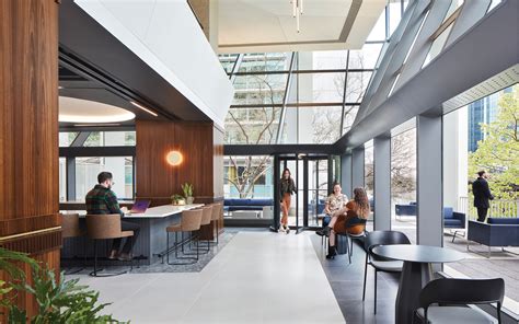 200 S. Wacker Tenant Lounge