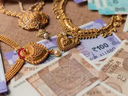 Muthoot Fin, Manappuram will be able to adapt well to RBI's new gold ...