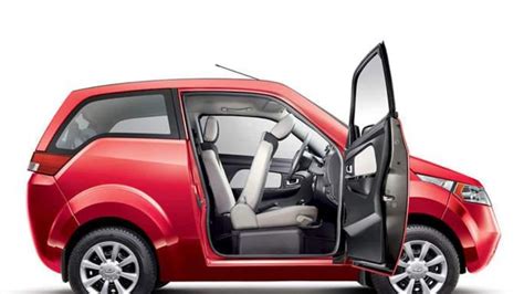 Tata ची Nano नव्हे, ही होती सगळ्यात छोटी Car; जवळून गेली तरी कळायचं ...