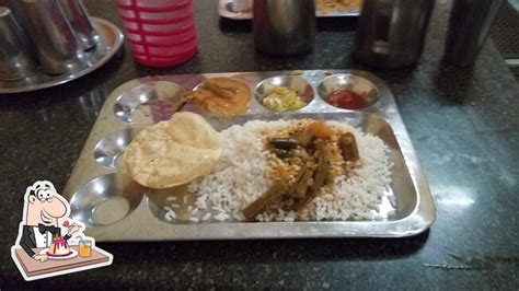 Hotel Manikandan, Kodaly - Restaurant reviews