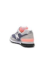 New Balance 515 Summer Safari Sneaker in Grey & Coral | REVOLVE