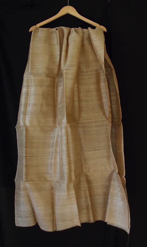 Hundred Percent Muga Silk Fabric - 2 .10 Meter – korobidesign