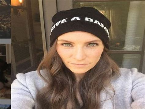 Actor Sarah Levy from 'Schitt's Creek' to cast in COVID-inspired indie ...