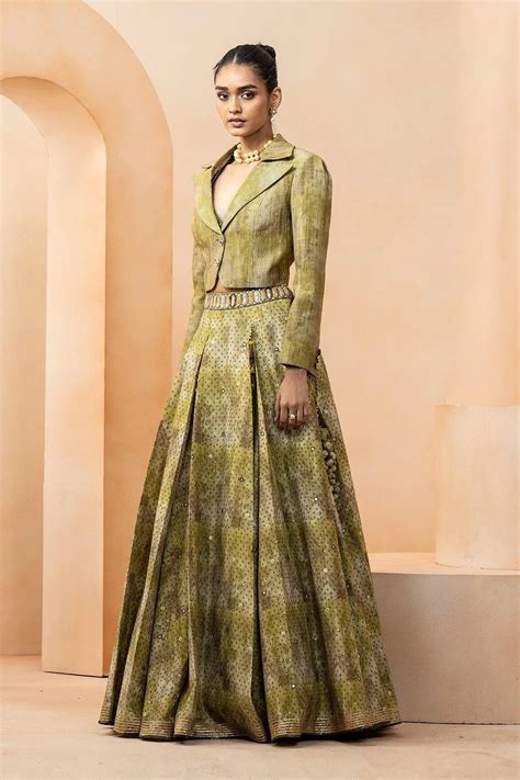 Buy Qahr Chundri Print Blouse with Jacket Lehenga