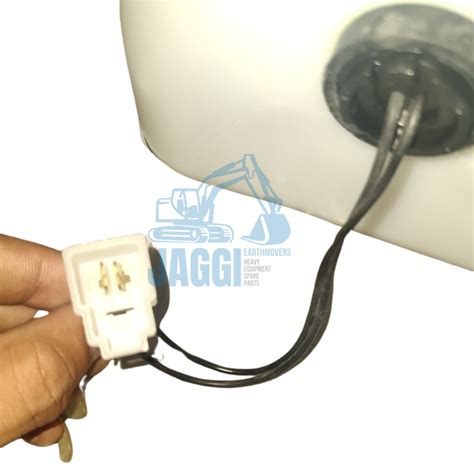 RADIATOR TANK KOBELCO - Jaggi Earthmovers