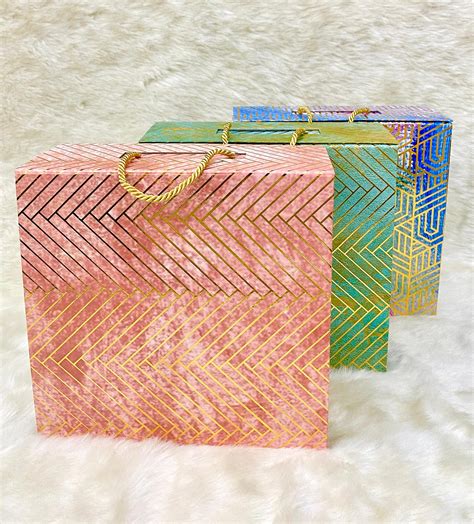 COLLAPSIBLE HAMPER BOX (10X10X4 INCHES) – Dispozable