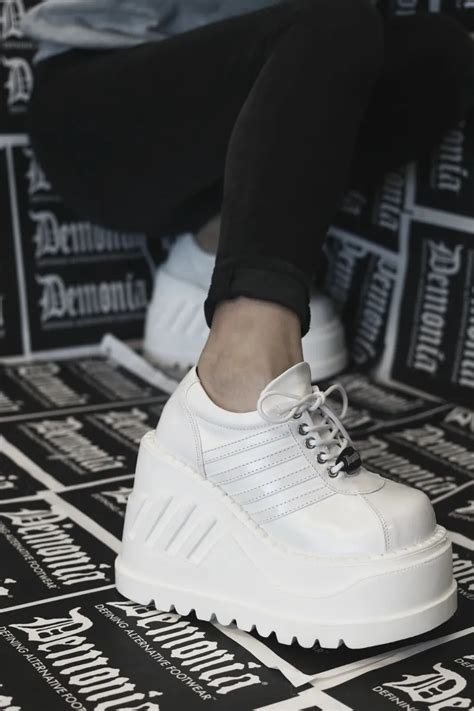 90s female shoes sales