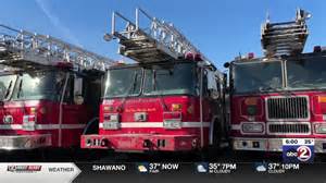 4th annual Christkindlmarket kicks off on Broadway with tree lighting