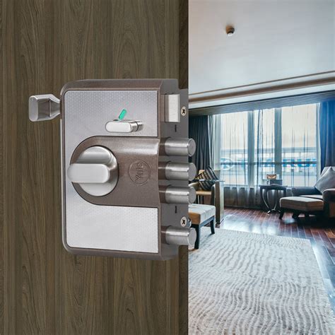 Yale Cinco 500 Series Main Door RIM Lock with 1 Latch & 4 Deadbolt, Ou ...