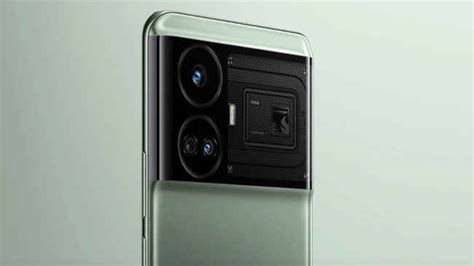 Realme GT 5 Pro maybe company’s first Periscope lens phone: Realme ...