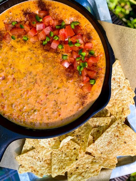 Spicy Chorizo Queso Dip - DeSocio in the Kitchen