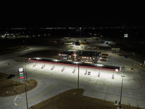 Big Apple Travel Center Joplin | Joplin, MO | EV Station