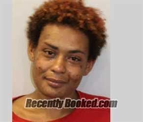 Recent Booking / Mugshot for RAYVEN FRAZIER in Leon County, Florida